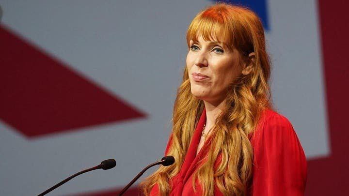 آنجلا راینر، معاون نخستوزیر بریتانیا و از چهرههای محبوب حزب کارگر